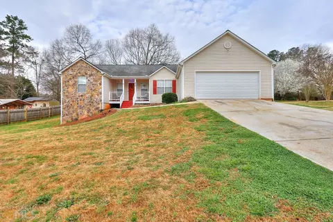 813 Windsor Dr, Monroe, GA 30656 photo 1