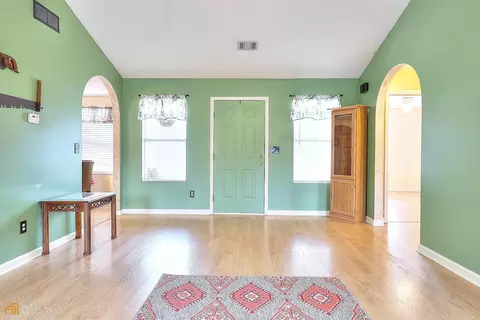 813 Windsor Dr, Monroe, GA 30656 photo 13