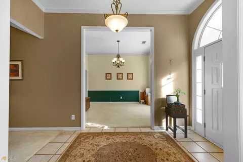 104 Colonial Ct, Lagrange, GA 30240 photo 2
