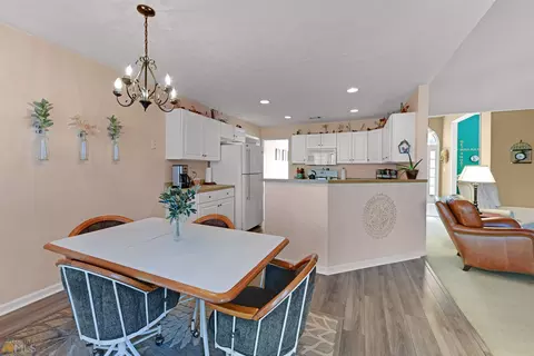104 Colonial Ct, Lagrange, GA 30240 photo 8