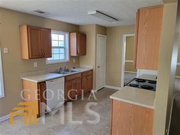 20 Shenandoah Dr, Covington, GA 30016 photo 6