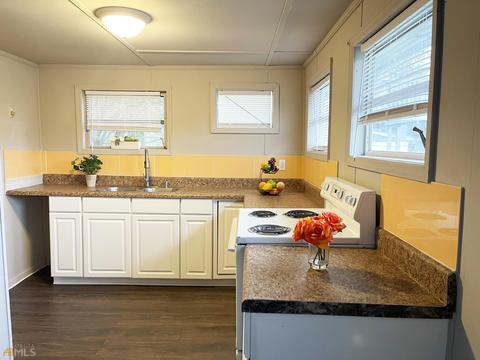 197 Cherokee Dr, Jackson, GA 30233 photo 4