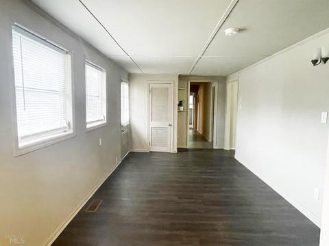 197 Cherokee Dr, Jackson, GA 30233 photo 2