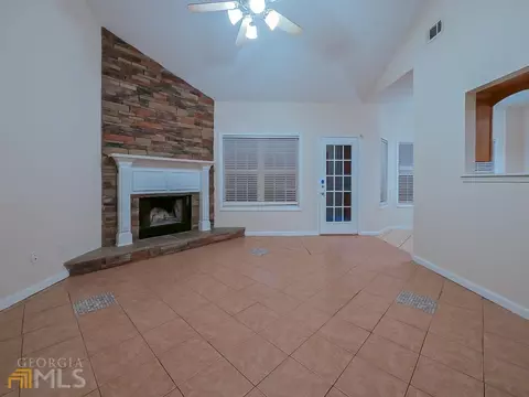 71 Heron Cv, Jackson, GA 30233 photo 5