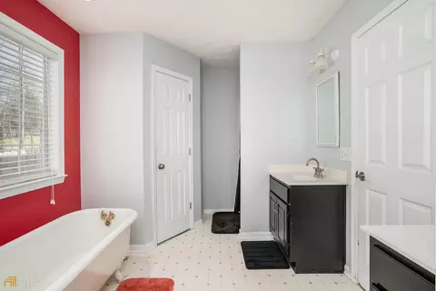 2104 Atha Woods Dr, Monroe, GA 30655 photo 24