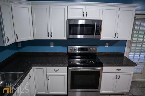 402 Scarborough Rd, Warner Robins, GA 31093 photo 17