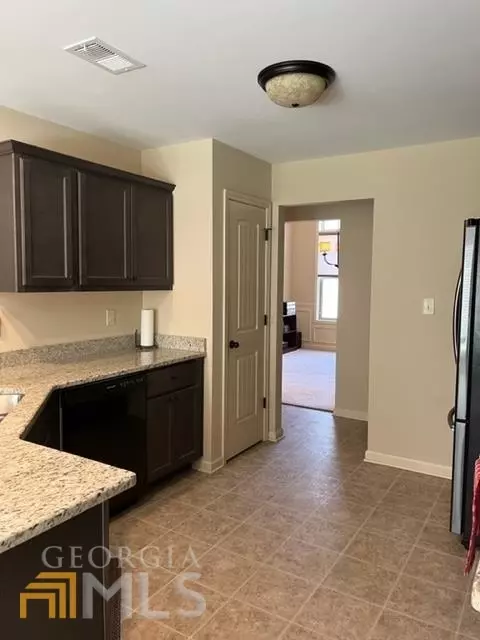 405 Jasmine Cir, Lagrange, GA 30241 photo 11