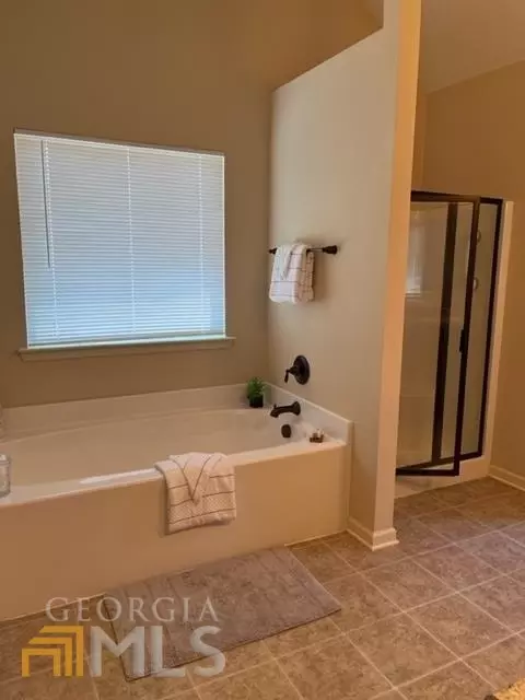 405 Jasmine Cir, Lagrange, GA 30241 photo 17