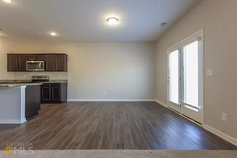 90 Cherohala Ct, Covington, GA 30016 photo 8