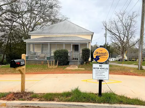 602 Douglas St, Lagrange, GA 30240 photo 2