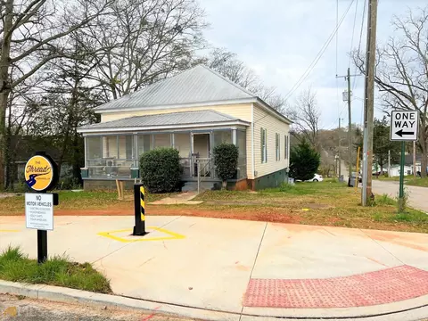 602 Douglas St, Lagrange, GA 30240 photo 1