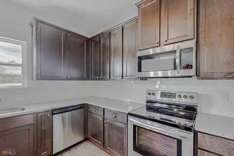 11059 Cornerstone Way, Hampton, GA 30228 photo 5