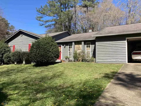 5834 Fox Run, Rex, GA 30273 photo 1