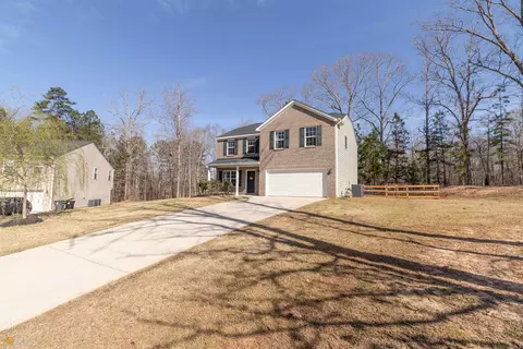 904 Brenden Dr, Hampton, GA 30228 photo 2
