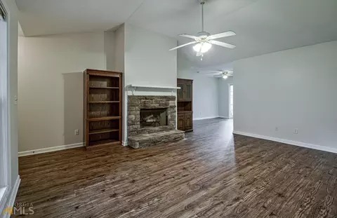 108 Philmont Ct, Lagrange, GA 30240 photo 6