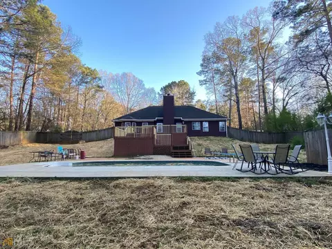 78 Apache Pointe Dr, Senoia, GA 30276 photo 3
