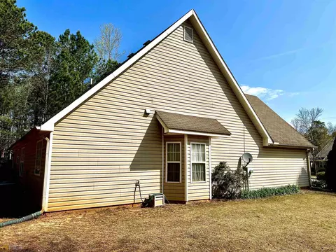 104 Dodgen Place Dr, Hampton, GA 30228 photo 9