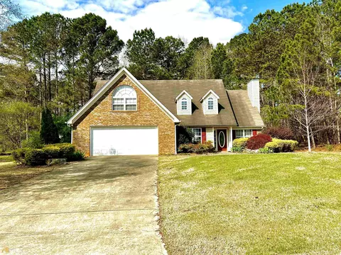 104 Dodgen Place Dr, Hampton, GA 30228 photo 2
