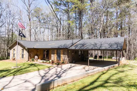 29 S Pine Cove Dr, Lagrange, GA 30240 photo 1