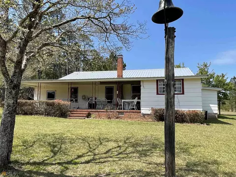 212 Beasley Rd, Adrian, GA 31002 photo 2