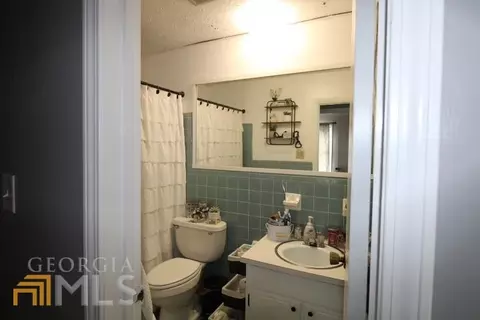 355 Grove St, Barnesville, GA 30204 photo 7