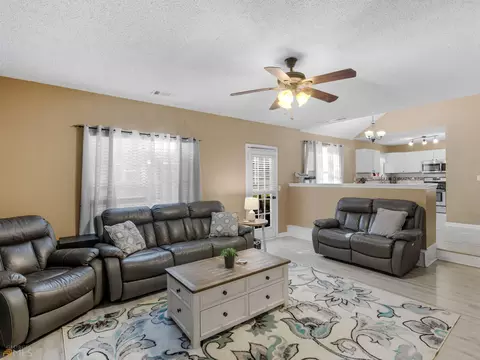 202 Goldleaf Dr, Hampton, GA 30228 photo 11