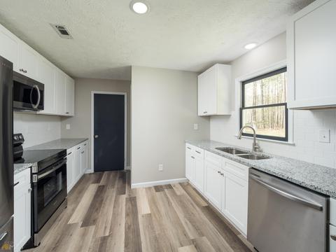 32 Steele Dr, Hampton, GA 30228 photo 10