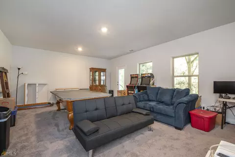 84 Hidden Pines Cir, Pendergrass, GA 30567 photo 9