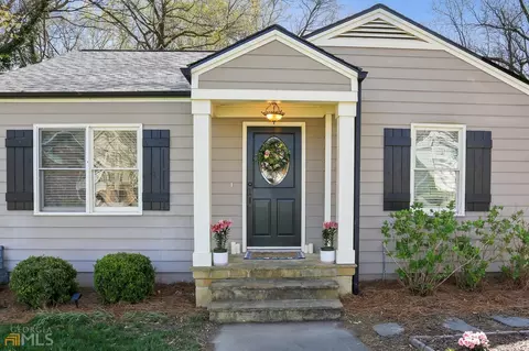 2733 Archway Ln, Chamblee, GA 30341 photo 3