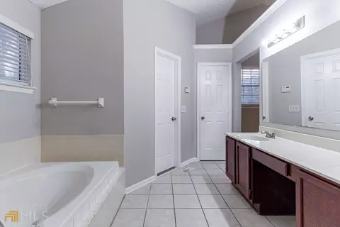 3921 E Meadow Dr, Duluth, GA 30096 photo 16