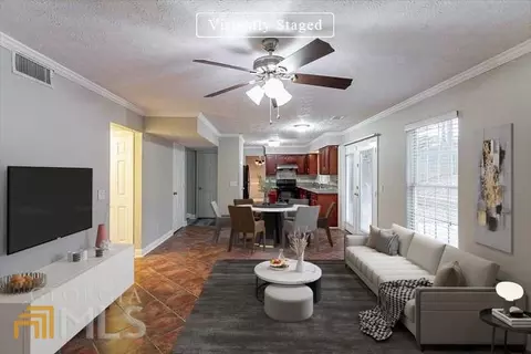 3921 E Meadow Dr, Duluth, GA 30096 photo 2