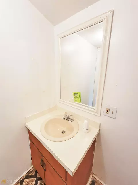 32 S Broad St, Porterdale, GA 30014 photo 8
