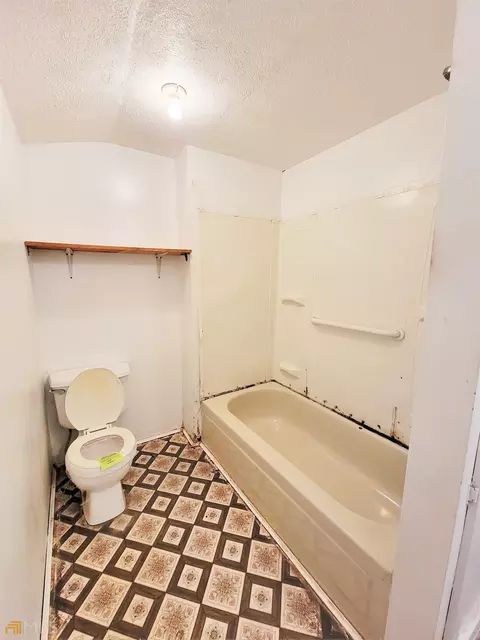 32 S Broad St, Porterdale, GA 30014 photo 9