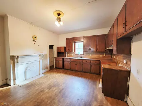 32 S Broad St, Porterdale, GA 30014 photo 5