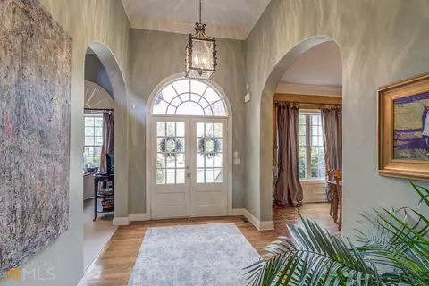 7111 Crestview Dr, Covington, GA 30014 photo 3