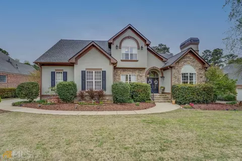 7111 Crestview Dr, Covington, GA 30014 photo 1