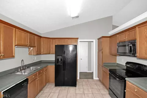 35 Creekside Trl, Covington, GA 30016 photo 9