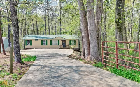 444 Cardinal Ln, Toccoa, GA 30577 photo 1