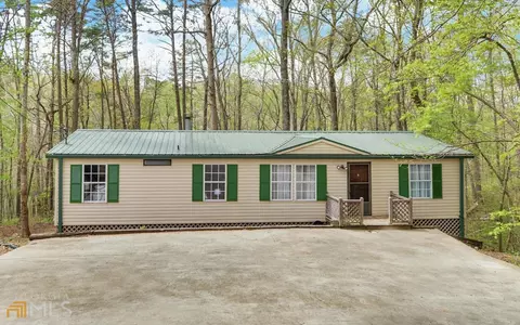 444 Cardinal Ln, Toccoa, GA 30577 photo 2
