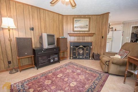 103 Shamrock Dr, Lagrange, GA 30241 photo 13