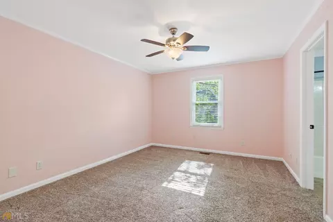 Undisclosed, Macon, GA 31210 photo 30
