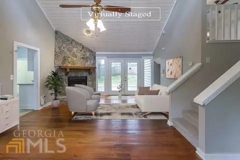 575 Farmbrook Trl, Kennesaw, GA 30144 photo 2