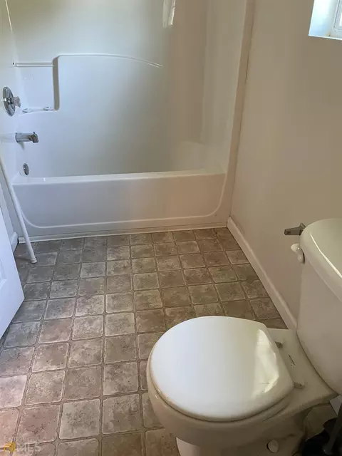 325 Crestfield Cir, Covington, GA 30016 photo 6