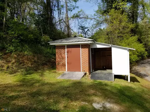 1532 Falls Rd, Toccoa, GA 30577 photo 3