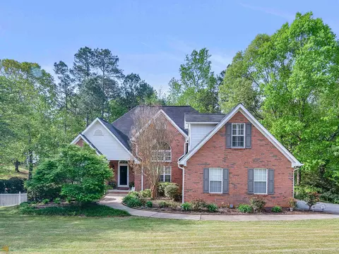 306 Oak Ridge Ct, Hampton, GA 30228 photo 1