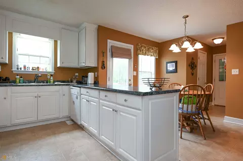 1024 Charles Hart Rd, Colbert, GA 30628 photo 5
