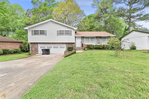 6489 Cameron Rd, Morrow, GA 30260 photo 1