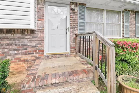 6489 Cameron Rd, Morrow, GA 30260 photo 4