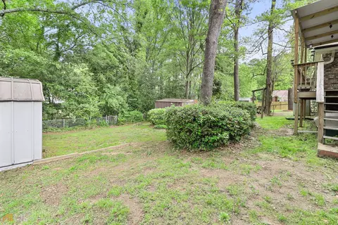 6489 Cameron Rd, Morrow, GA 30260 photo 9