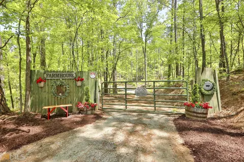 111 Fields Rd, Newnan, GA 30263 photo 1